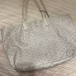 small white goyard tote